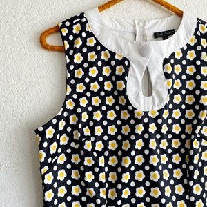Mod Sleeveless Flower Dress